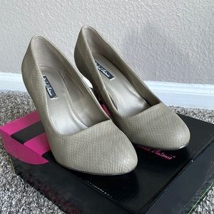 Michael Antonio Heels